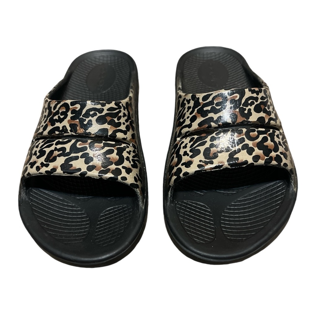 OOFOS OOahh Luxe Slide Sandals EU36